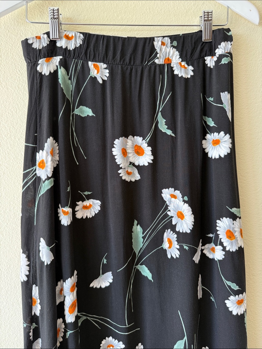 Brandy Melville Daisy Print Maxi Midi Skirt - Picture 3 of 11